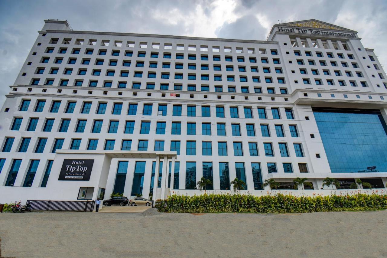 Hotel Tip Top International Pune Dış mekan fotoğraf