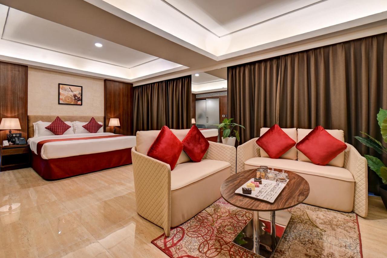 Hotel Tip Top International Pune Dış mekan fotoğraf