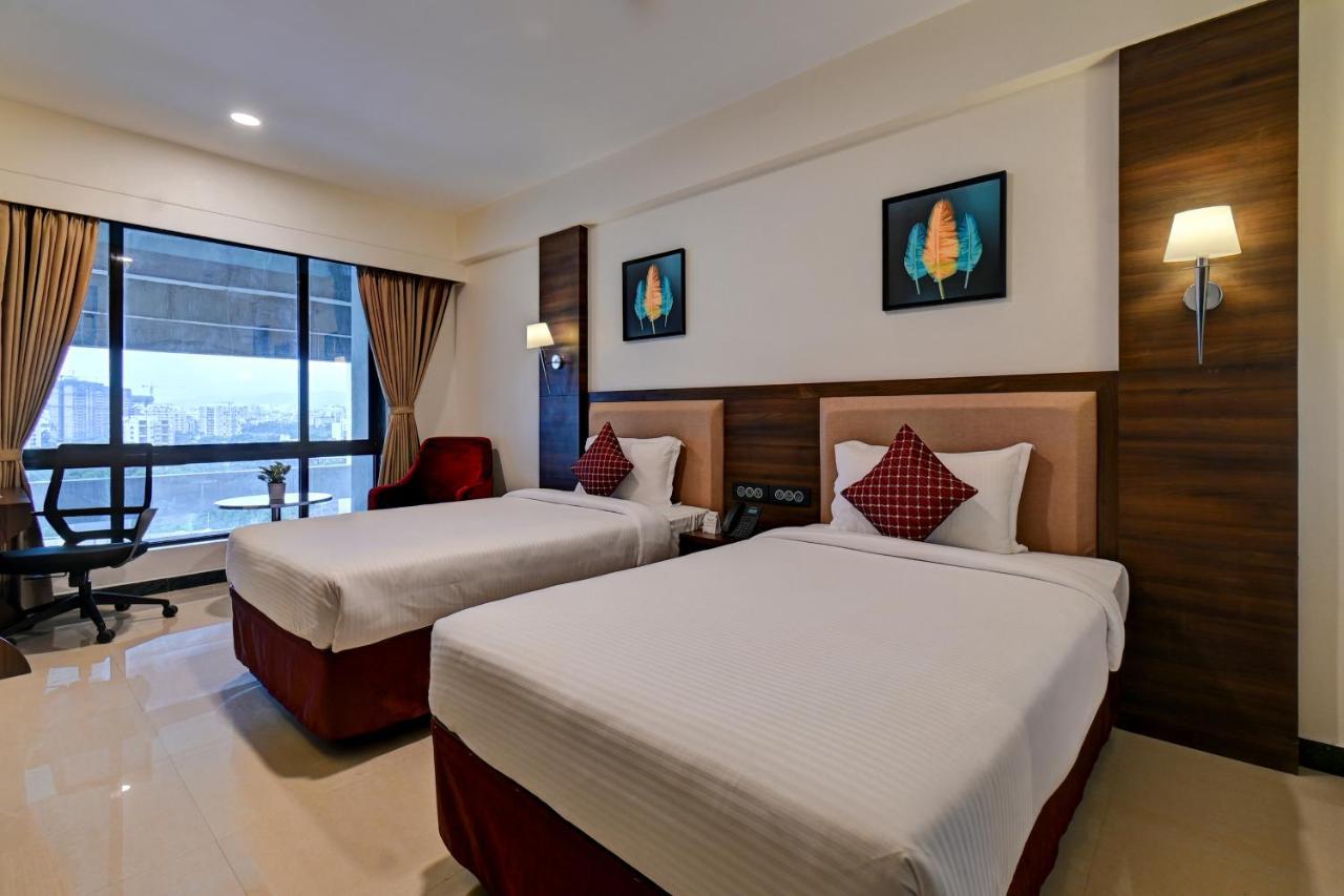 Hotel Tip Top International Pune Dış mekan fotoğraf